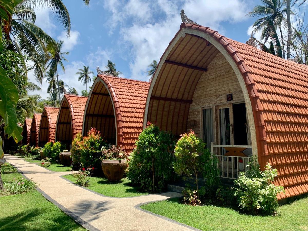 Puri Rinjani Bungalows & Hostel Kuta  ภายนอก รูปภาพ