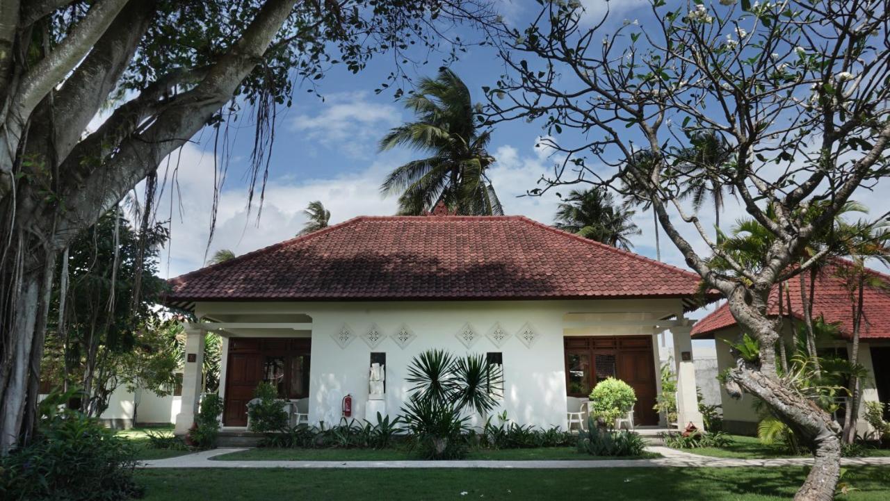 Puri Rinjani Bungalows & Hostel Kuta  ภายนอก รูปภาพ