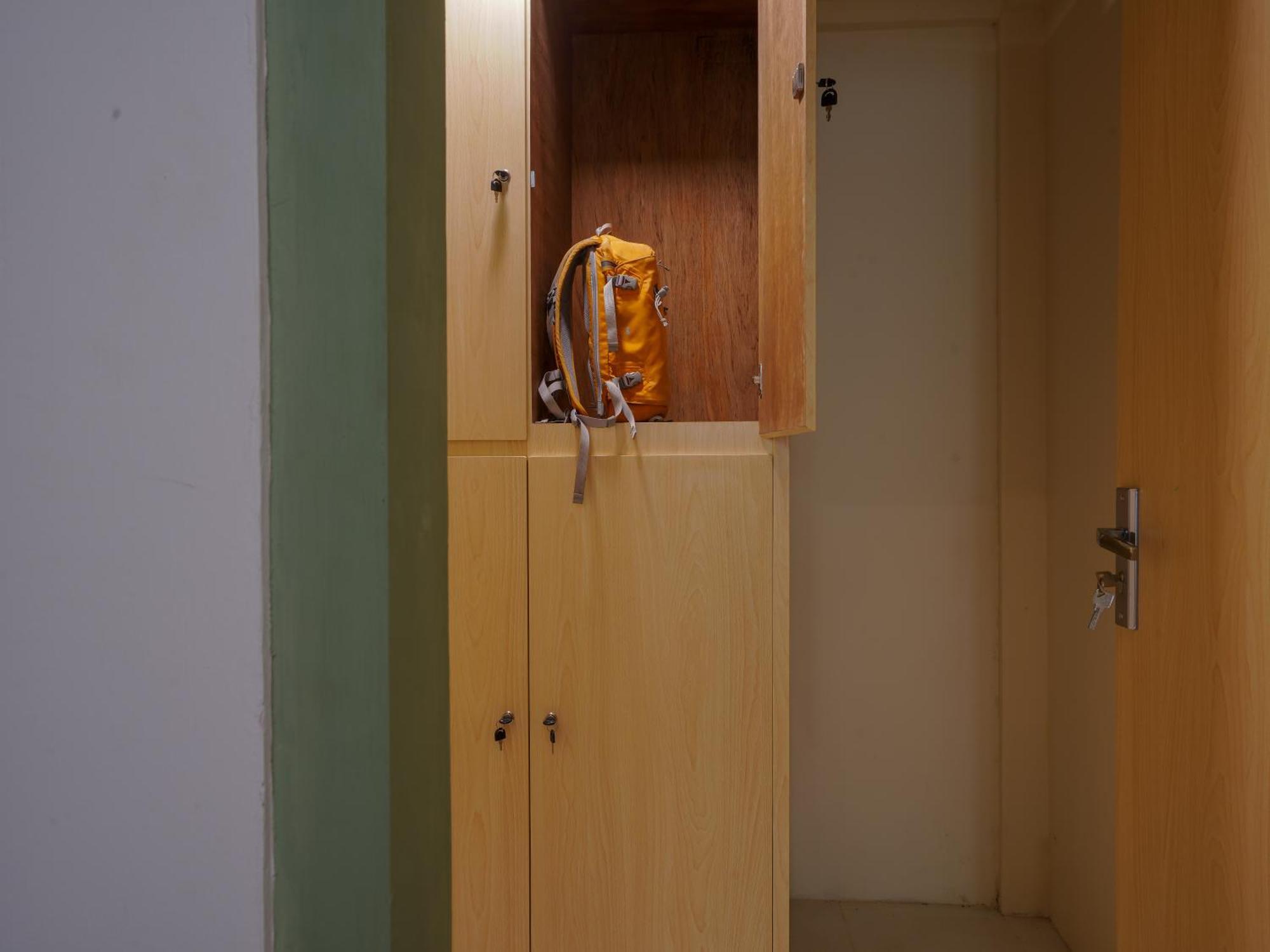 Puri Rinjani Bungalows & Hostel Kuta  ภายนอก รูปภาพ